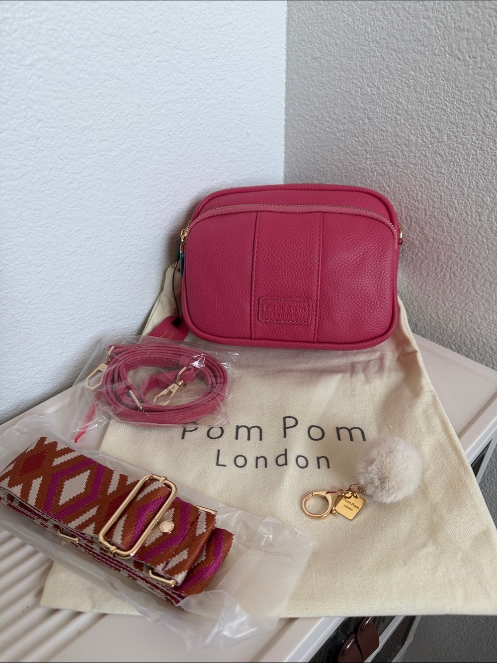NWT ORIGINAL Pom Pom London Dark Rose / Pink Mayfair Crossbody Bag .